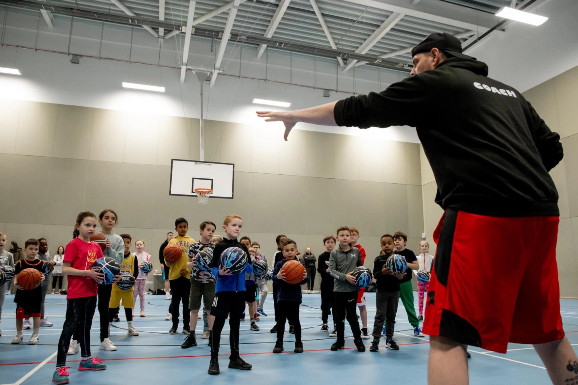 332773219 157738770447664 6246885837129000866 n